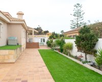 Resale - Villa - La Manga del Mar Menor
