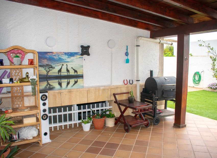 Resale - Villa - La Manga del Mar Menor