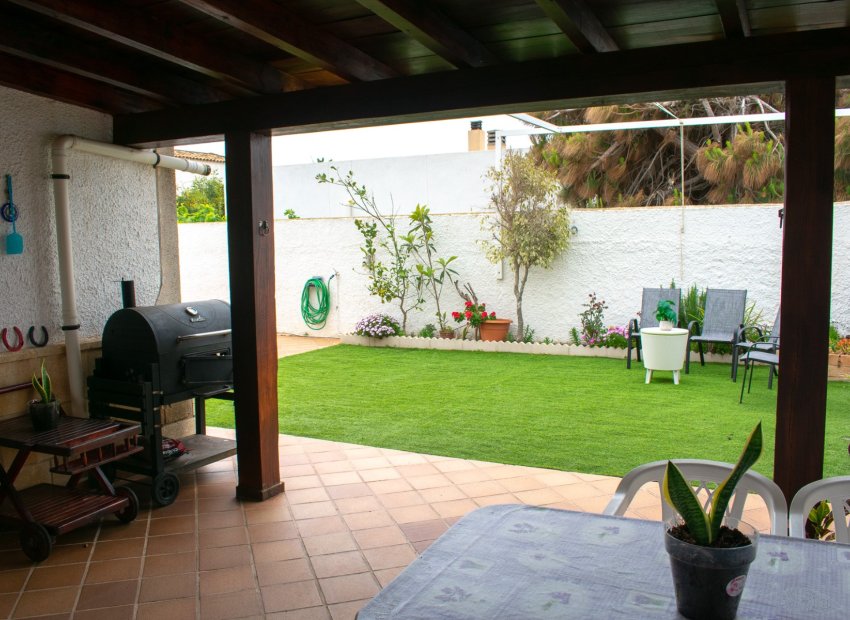 Resale - Villa - La Manga del Mar Menor