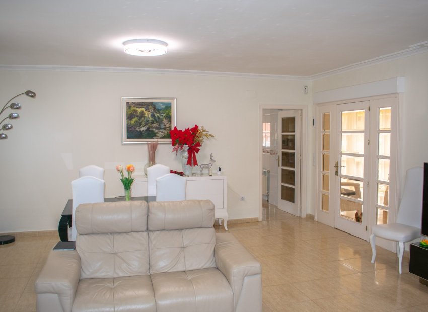 Resale - Villa - La Manga del Mar Menor