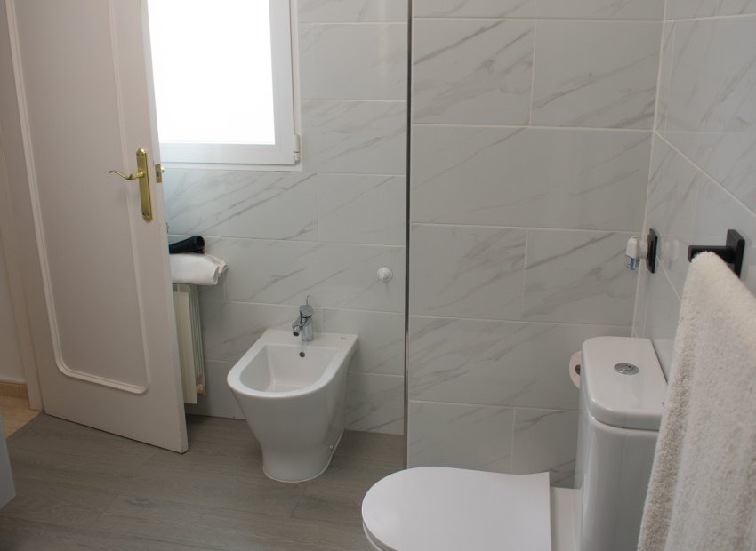 Resale - Villa - La Manga del Mar Menor