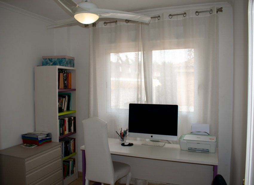 Resale - Villa - La Manga del Mar Menor