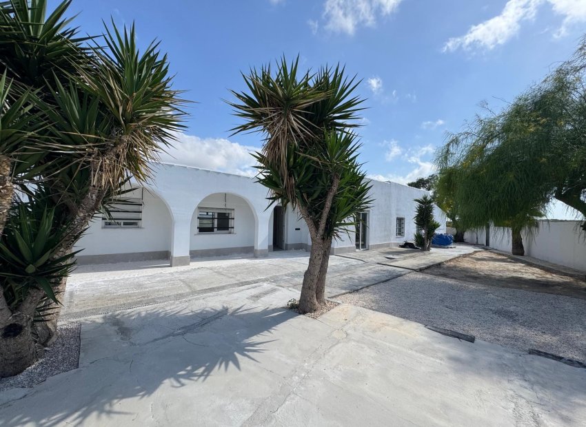 Resale - Villa - La Marina del Pinet - La Marina