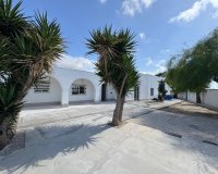 Resale - Villa - La Marina del Pinet - La Marina