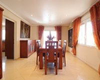 Resale - Villa - La Marina - La Escuera