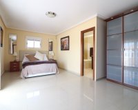 Resale - Villa - La Marina - La Escuera