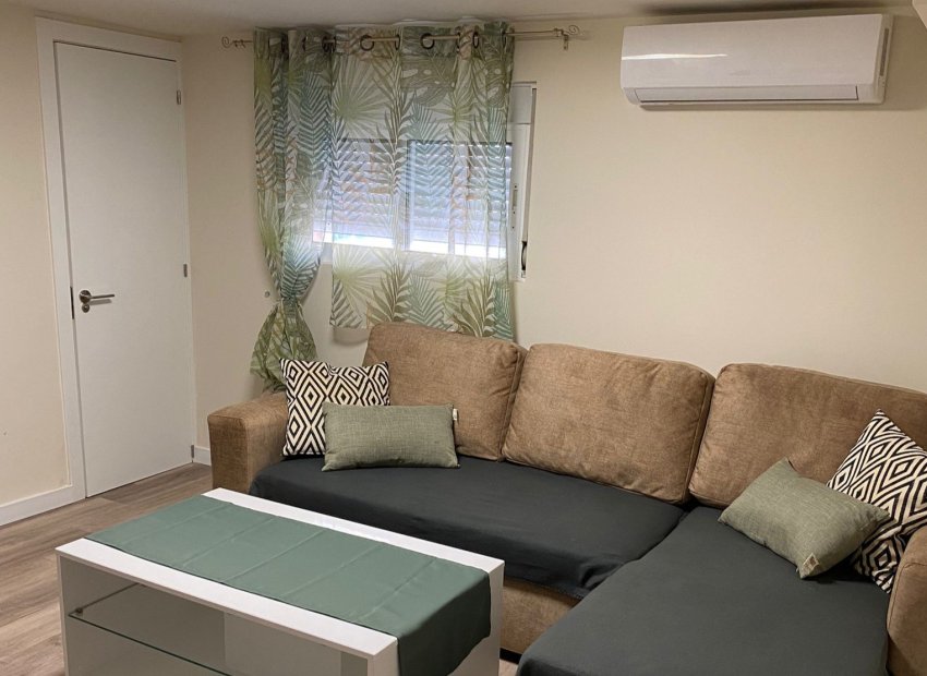 Resale - Villa - La Marina - La Marina Urb