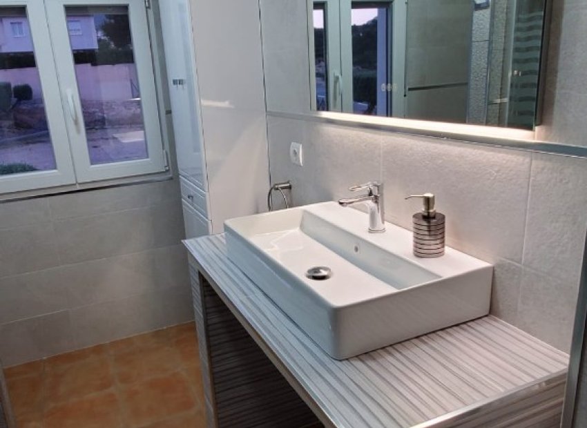 Resale - Villa - La Nucía - Convent De Les Montjes