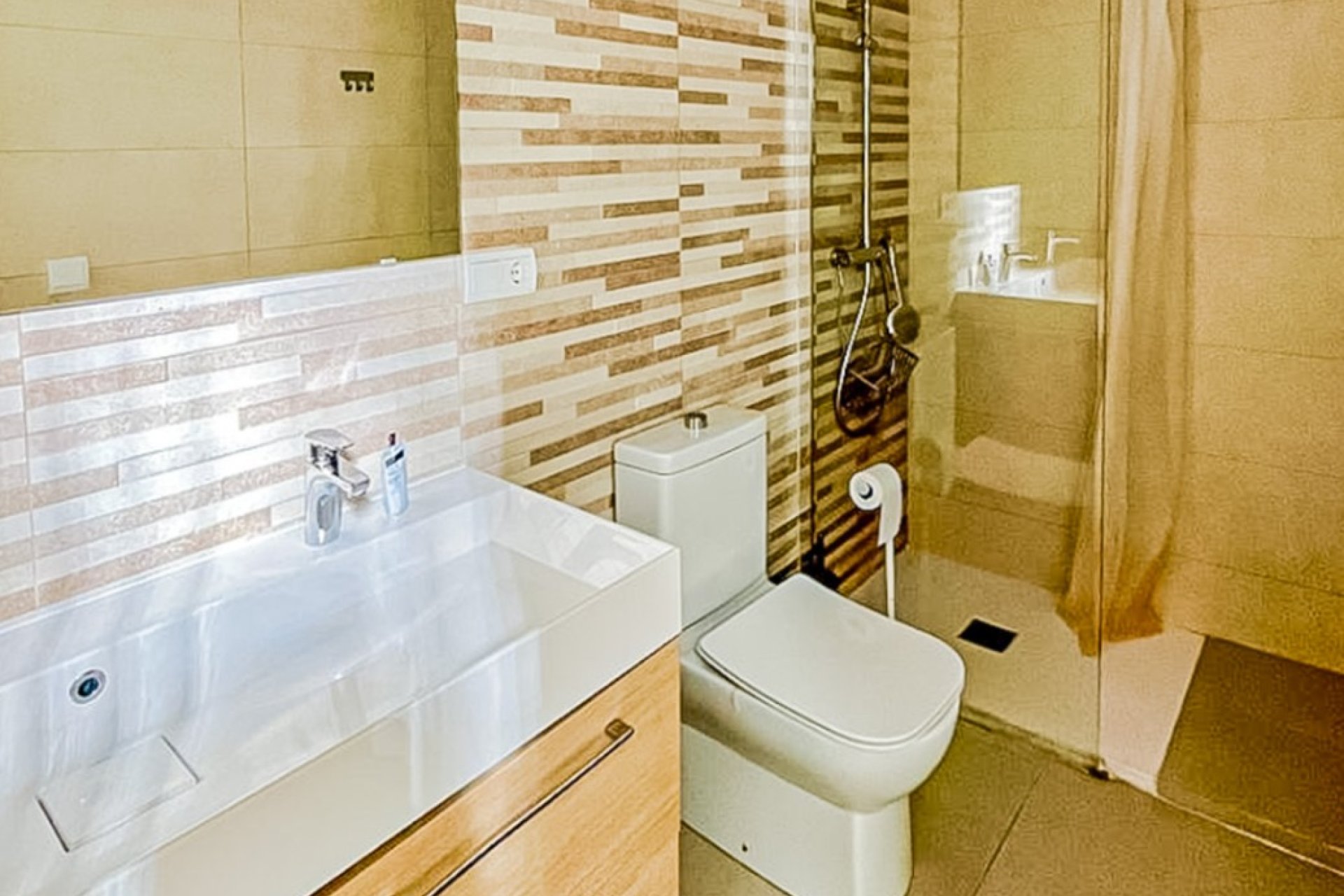 Resale - Villa - La Nucía - Monte Bello