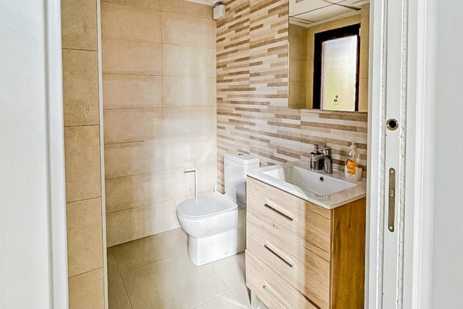 Resale - Villa - La Nucía - Montebello