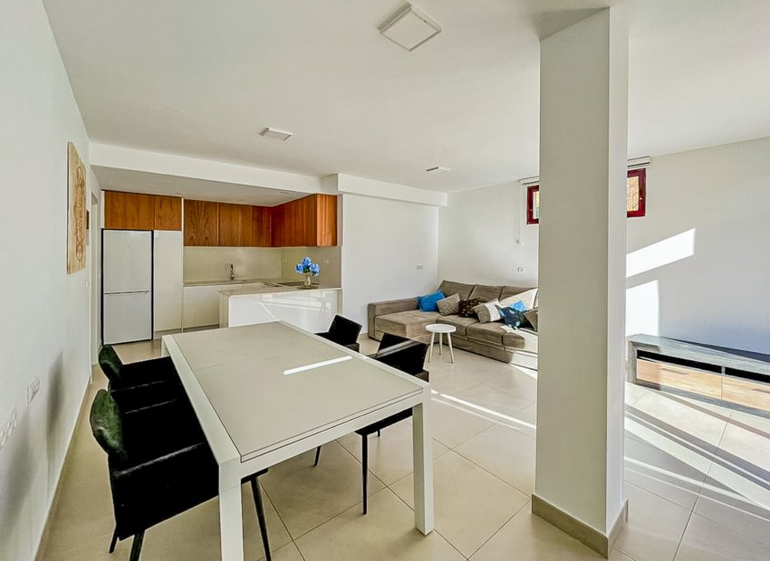 Resale - Villa - La Nucía - Montebello