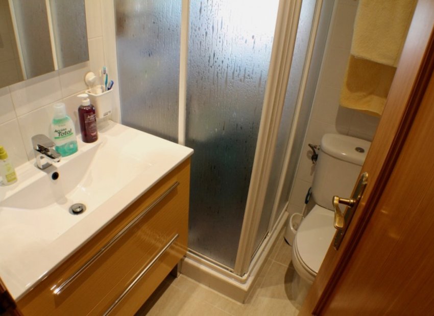 Resale - Villa - La Nucía - Urbanisations