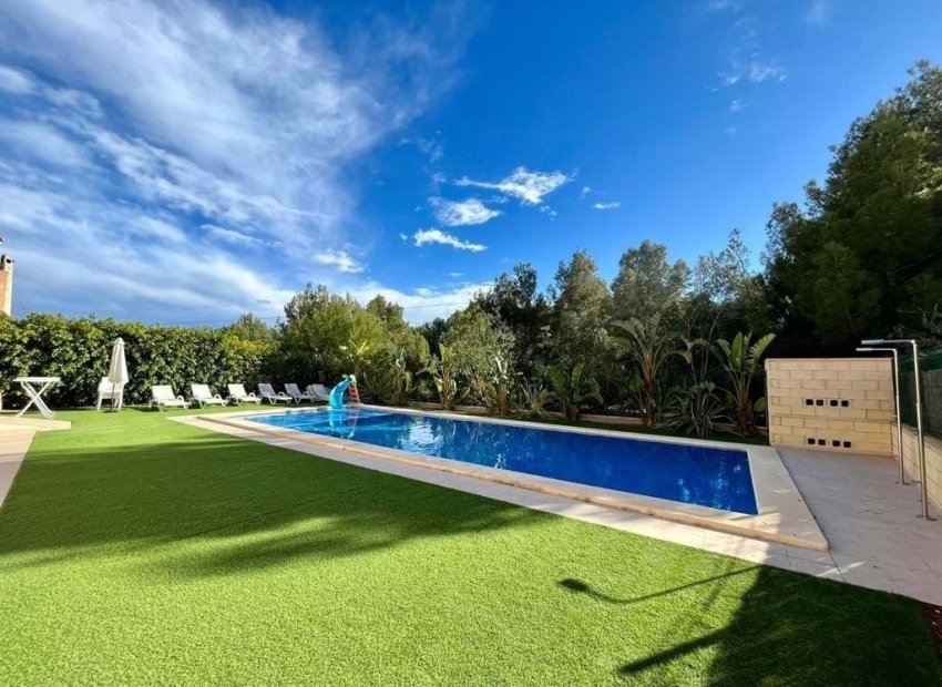 Resale - Villa - La Nucía