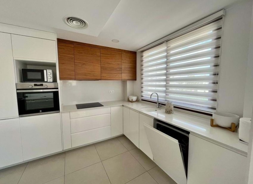 Resale - Villa - La Nucía