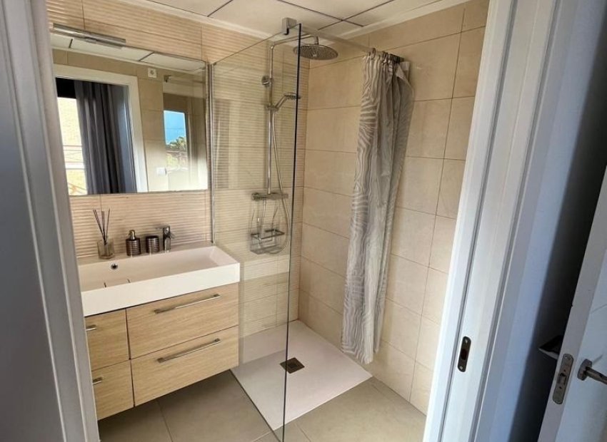 Resale - Villa - La Nucía