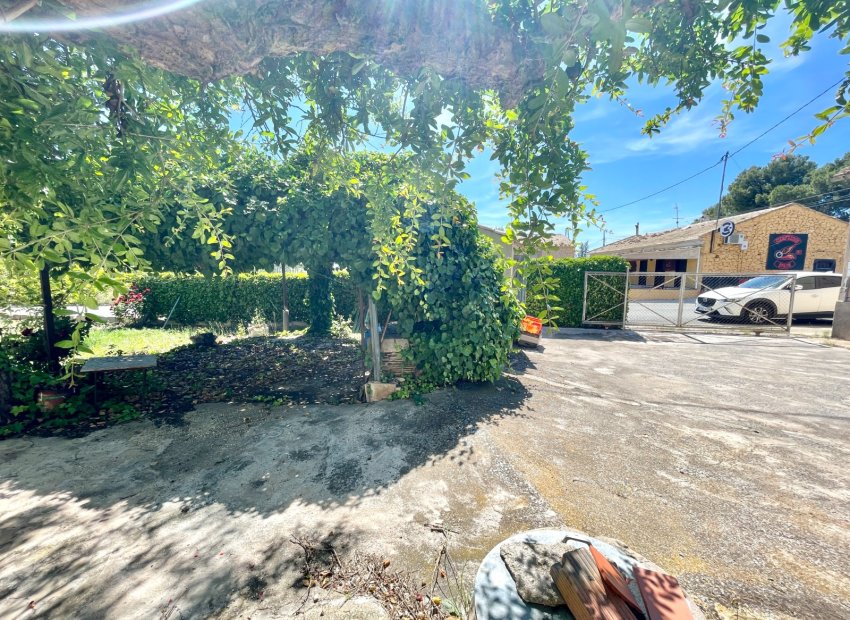 Resale - Villa - La Romana - Villas de la Romana
