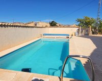 Resale - Villa - La Romana