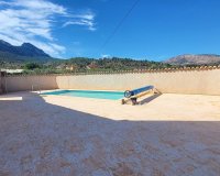 Resale - Villa - La Romana