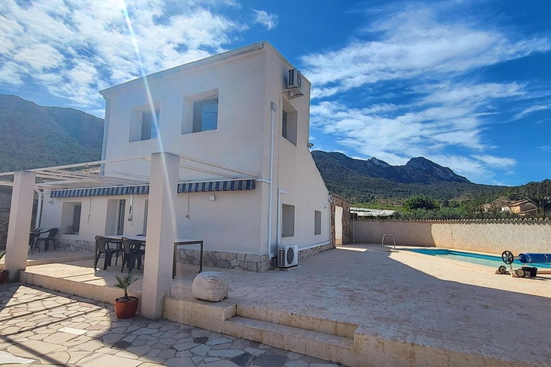 Resale - Villa - La Romana