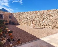 Resale - Villa - La Romana