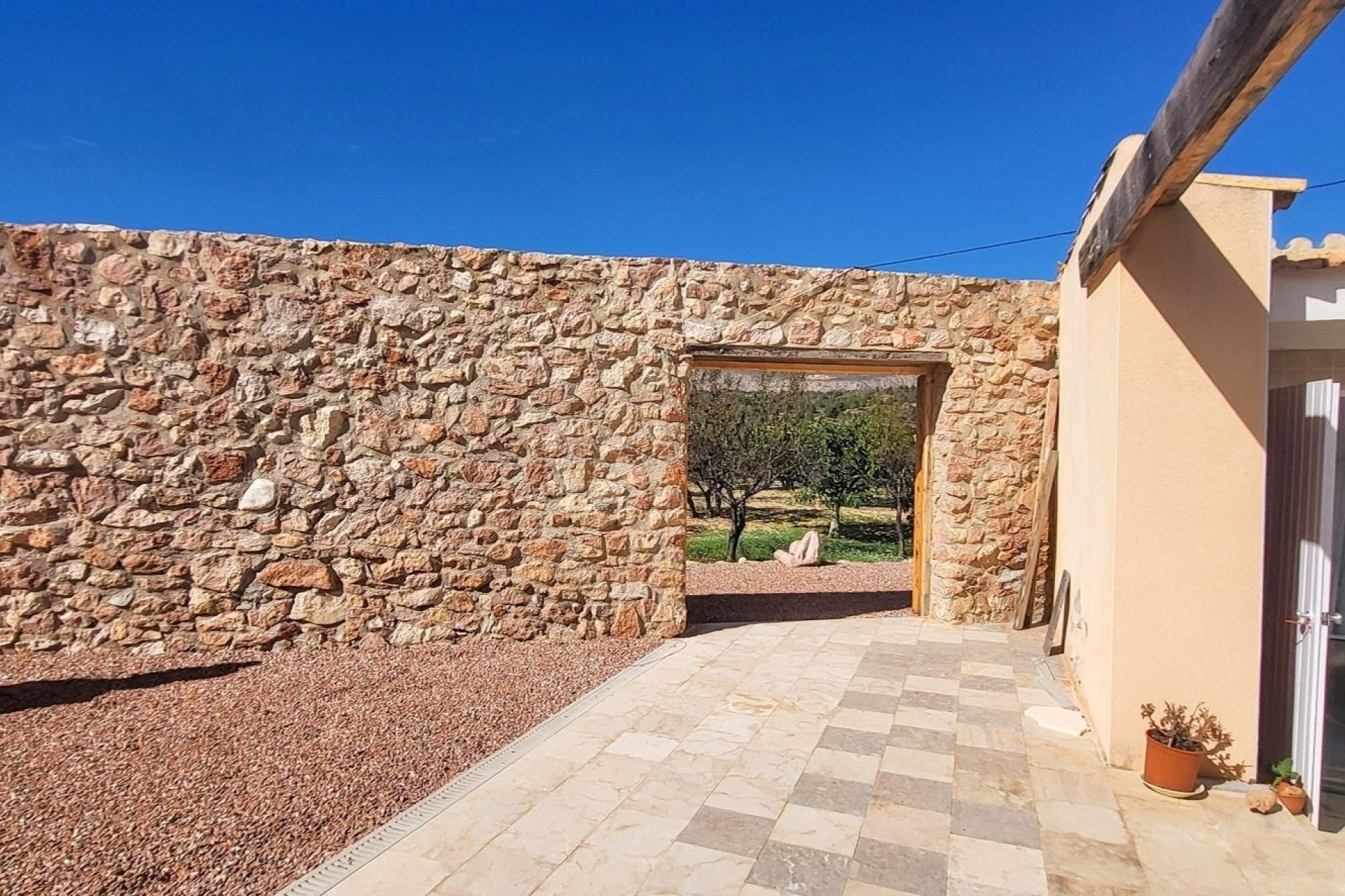 Resale - Villa - La Romana