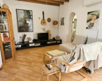 Resale - Villa - La Romana