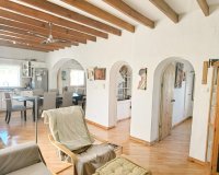 Resale - Villa - La Romana