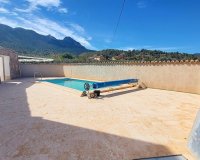 Resale - Villa - La Romana