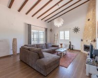 Resale - Villa - La Romana