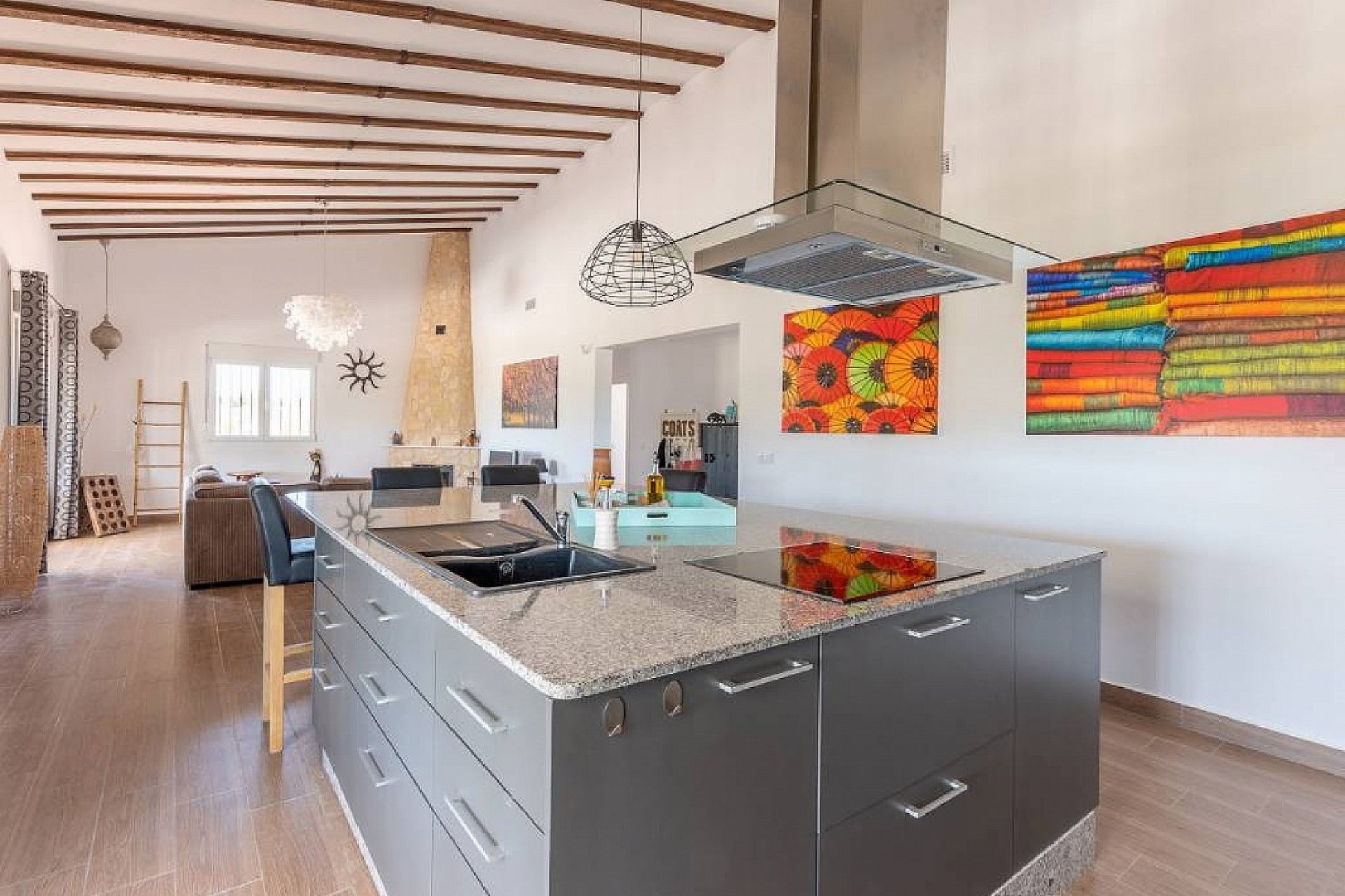 Resale - Villa - La Romana