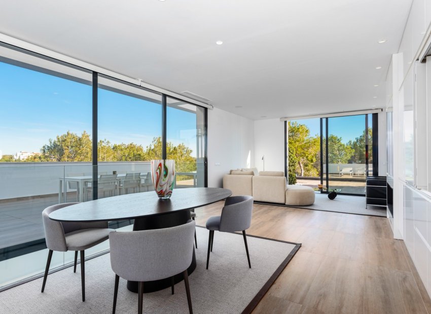 Resale - Villa - Las Colinas Golf Resort - Las Colinas golf