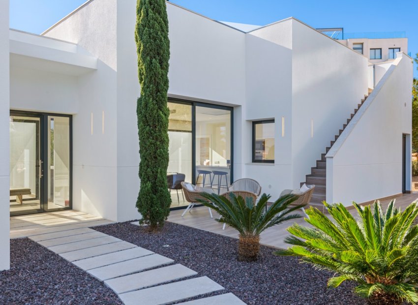 Resale - Villa - Las Colinas Golf Resort - Las Colinas golf