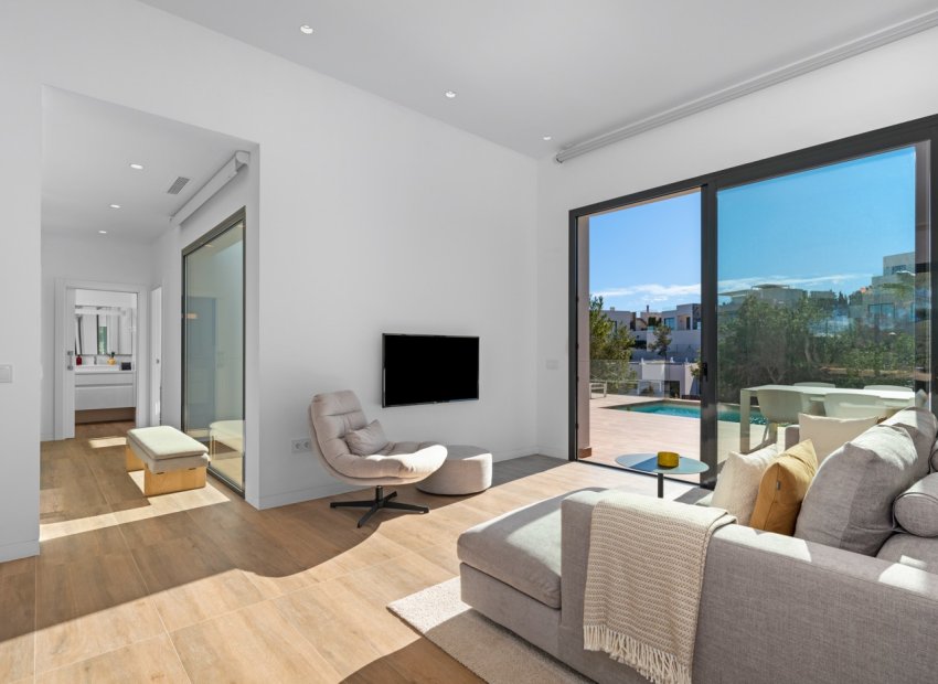 Resale - Villa - Las Colinas Golf Resort - Las Colinas golf