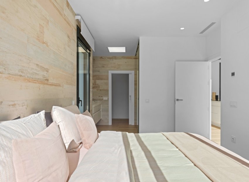 Resale - Villa - Las Colinas Golf Resort - Las Colinas golf