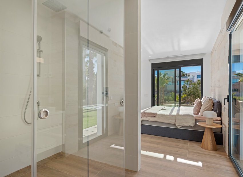 Resale - Villa - Las Colinas Golf Resort - Las Colinas golf