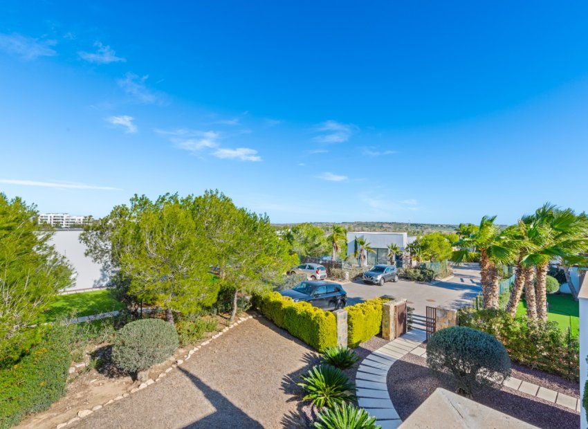 Resale - Villa - Las Colinas Golf Resort - Las Colinas golf