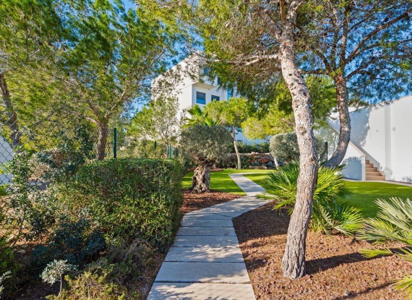 Resale - Villa - Las Colinas Golf Resort - Las Colinas golf