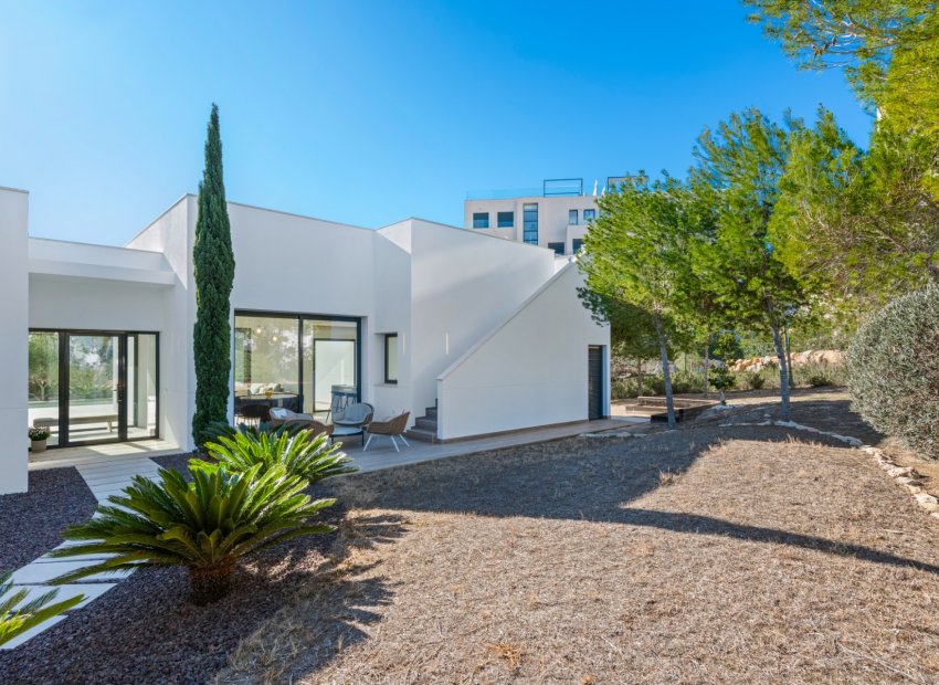Resale - Villa - Las Colinas Golf Resort - Las Colinas golf
