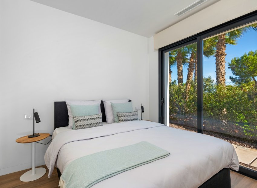 Resale - Villa - Las Colinas Golf Resort - Las Colinas golf