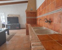 Resale - Villa - Las Heredades - Heredades