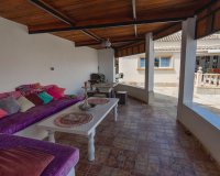 Resale - Villa - Las Heredades - Heredades