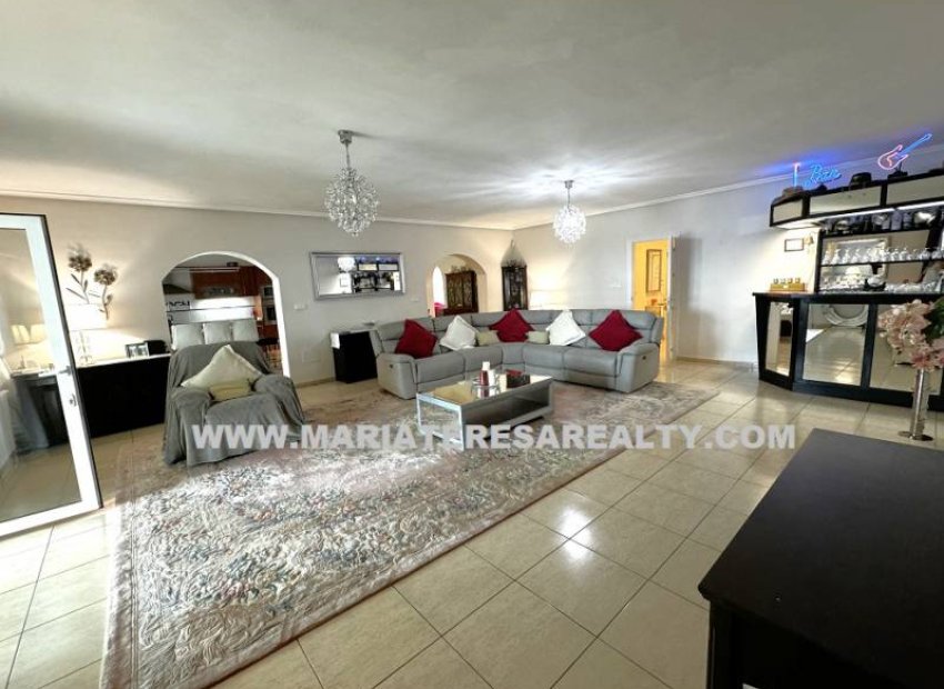 Resale - Villa - Lo Santiago - Gea y Trujols