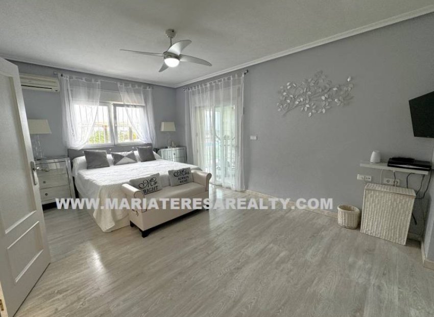 Resale - Villa - Lo Santiago - Gea y Trujols