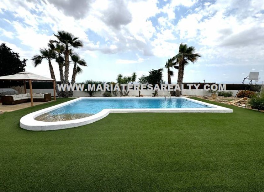 Resale - Villa - Lo Santiago - Gea y Trujols