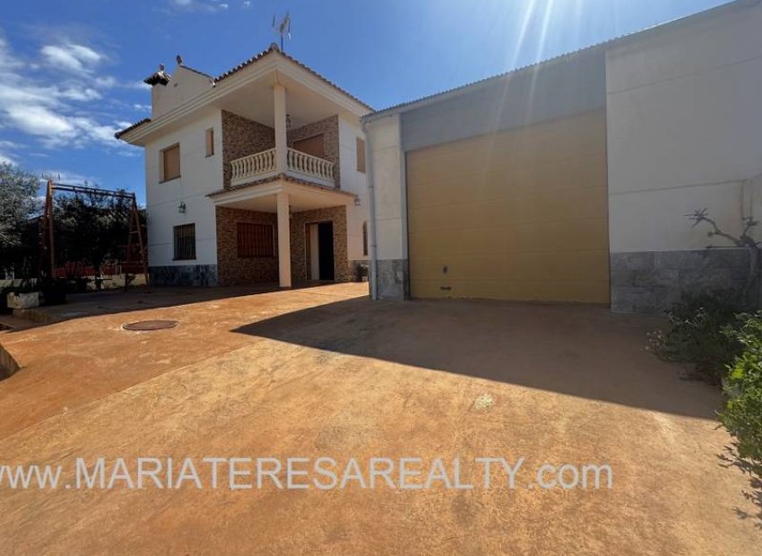 Resale - Villa - Los Alcázares - La Bahia Bella
