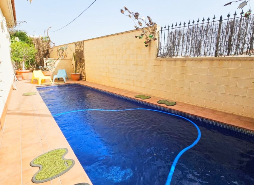 Resale - Villa - Los Alcázares - Lomas del Rame