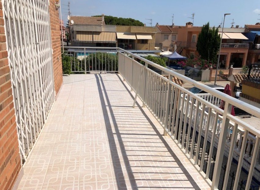 Resale - Villa - Los Alcázares - Punta Calera