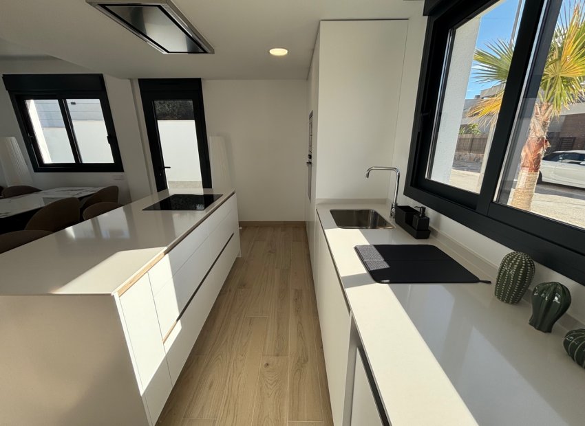 Resale - Villa - Los Alcázares - Roda