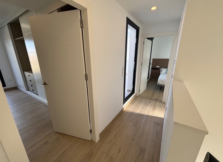 Resale - Villa - Los Alcázares - Roda