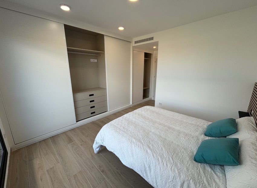 Resale - Villa - Los Alcázares - Roda